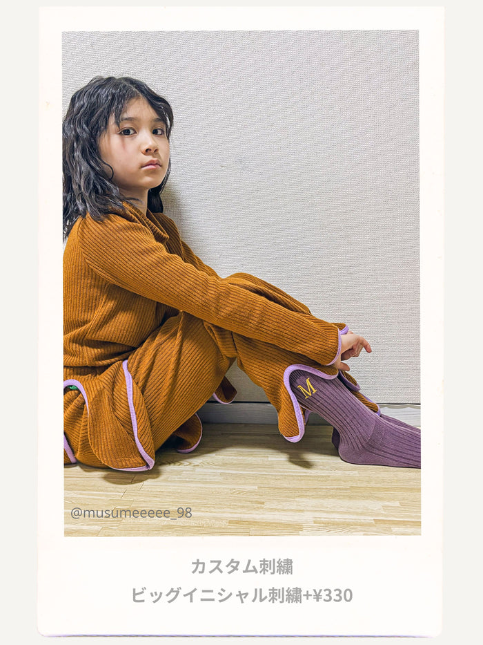 ジュニアサイズ 表糸綿100%で毛玉が出来にくいリブハイクルーソックス/ 22-24cm【刺繍対応】