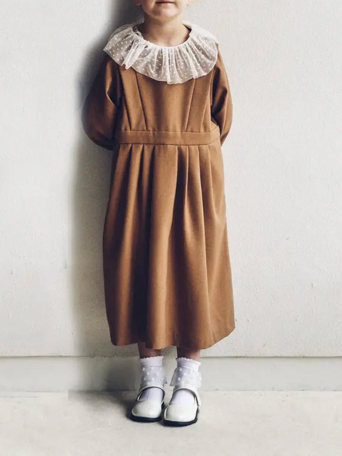 【キッズ】 チュールドット柄ショートソックス 滑止め付き / 13-15cm
