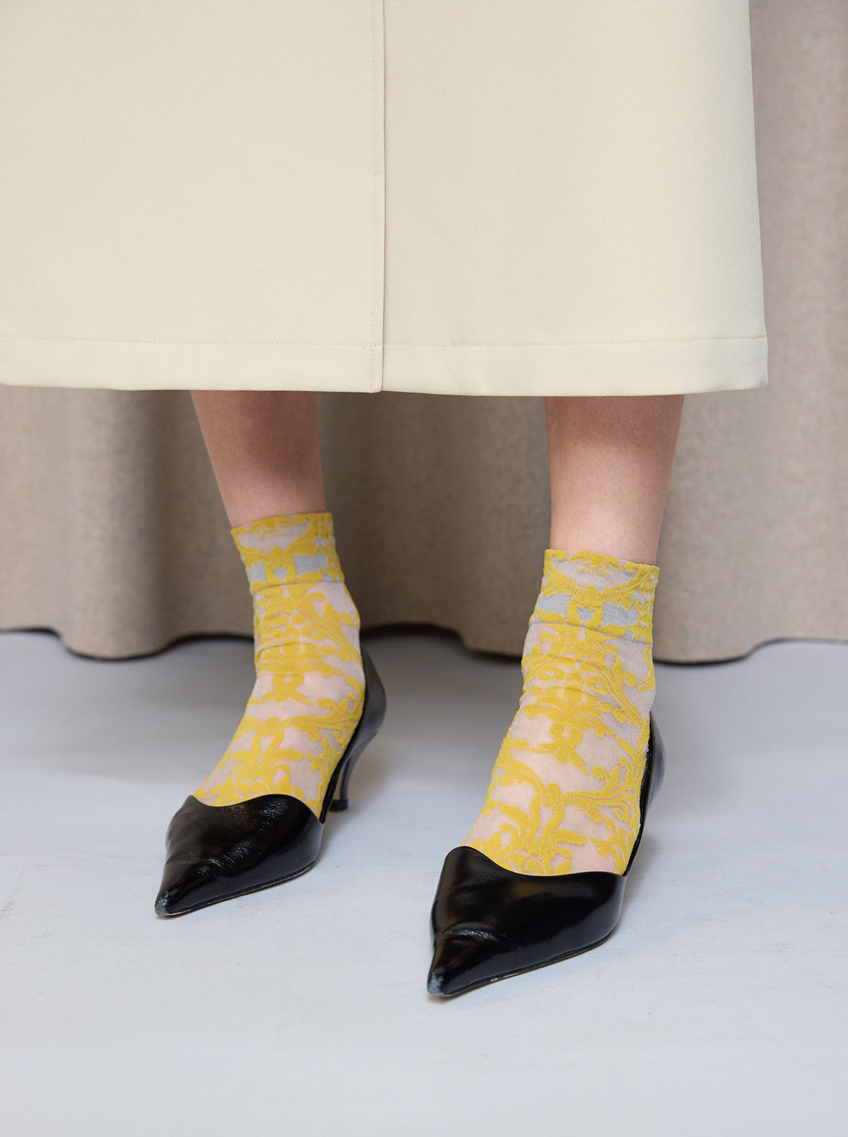 【Ameri×Tabio】SHEER DAMASK SOCKS