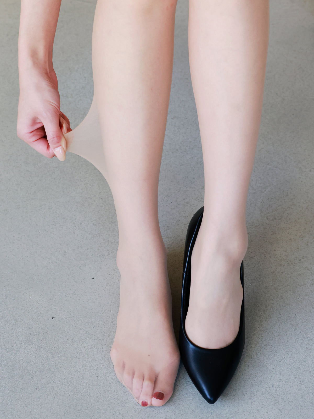 【伝線しにくい】美しい素肌感ストッキング