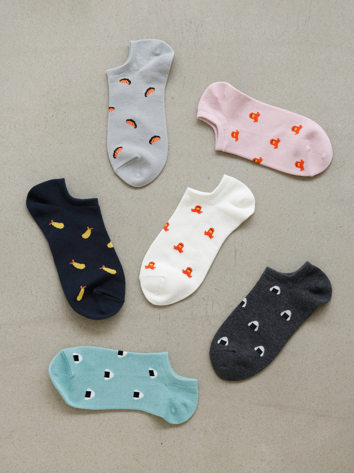 【おおきめサイズ】WEB限定 24.5-26.5cm / お弁当柄スニーカー丈ソックス