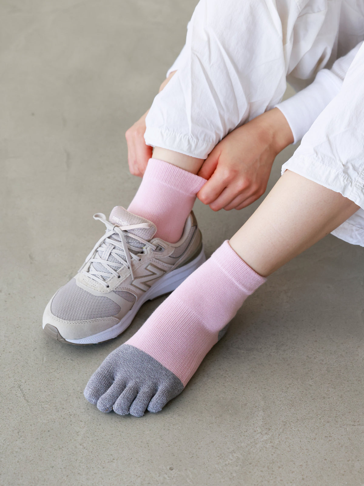 【快脚Labo】すべり止め付き/綿混五本指フィットネスソックス