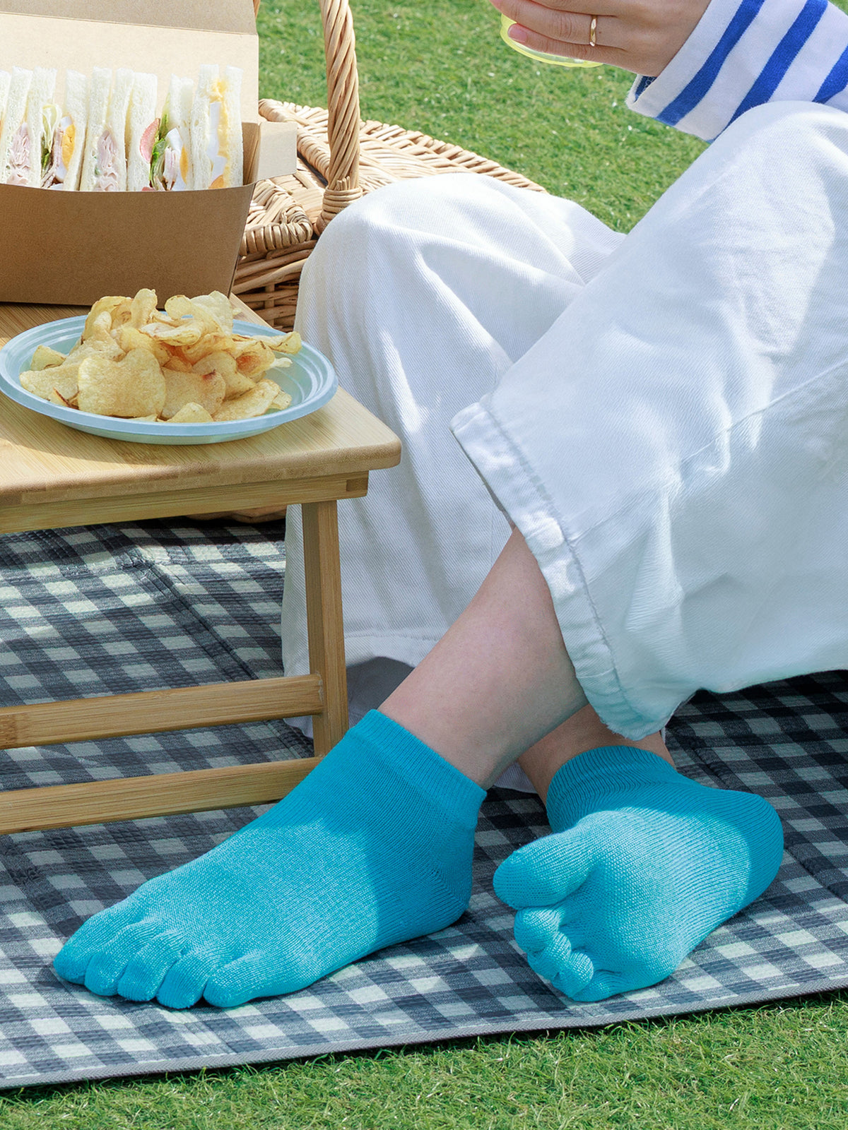 【ひんやり五本指ソックス】WEB限定 五本指さらっと冷感スニーカー丈ソックス