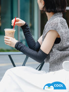 14 チャコールグレー