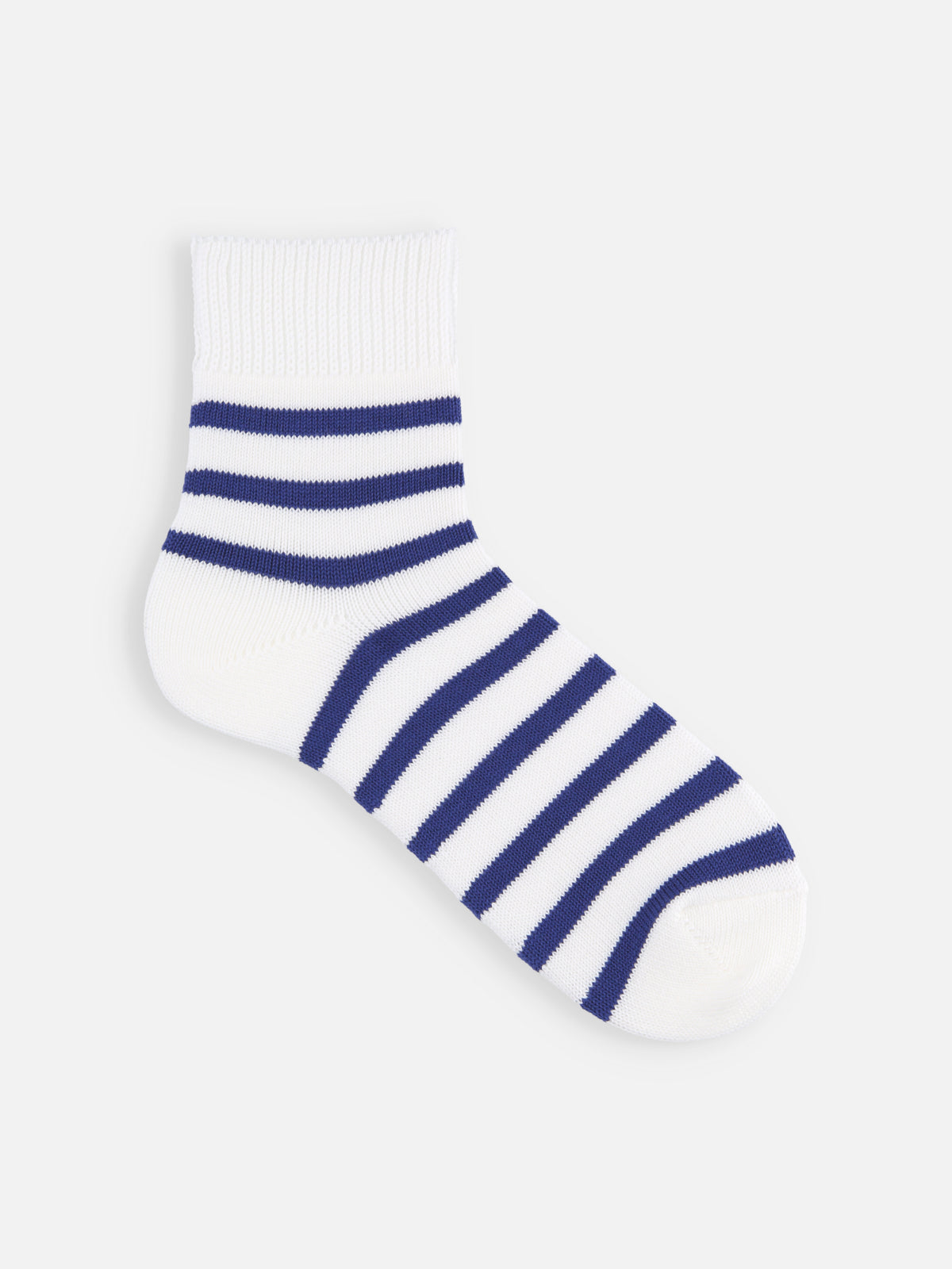 【Tabio MEN】バスクボーダーショートソックス - オフ・ネイビー