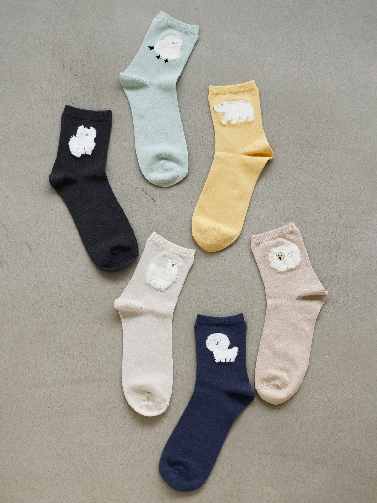 【おおきめサイズ】WEB限定 もふもふ動物ショートソックス 3足セット / 24.5-26.5cm