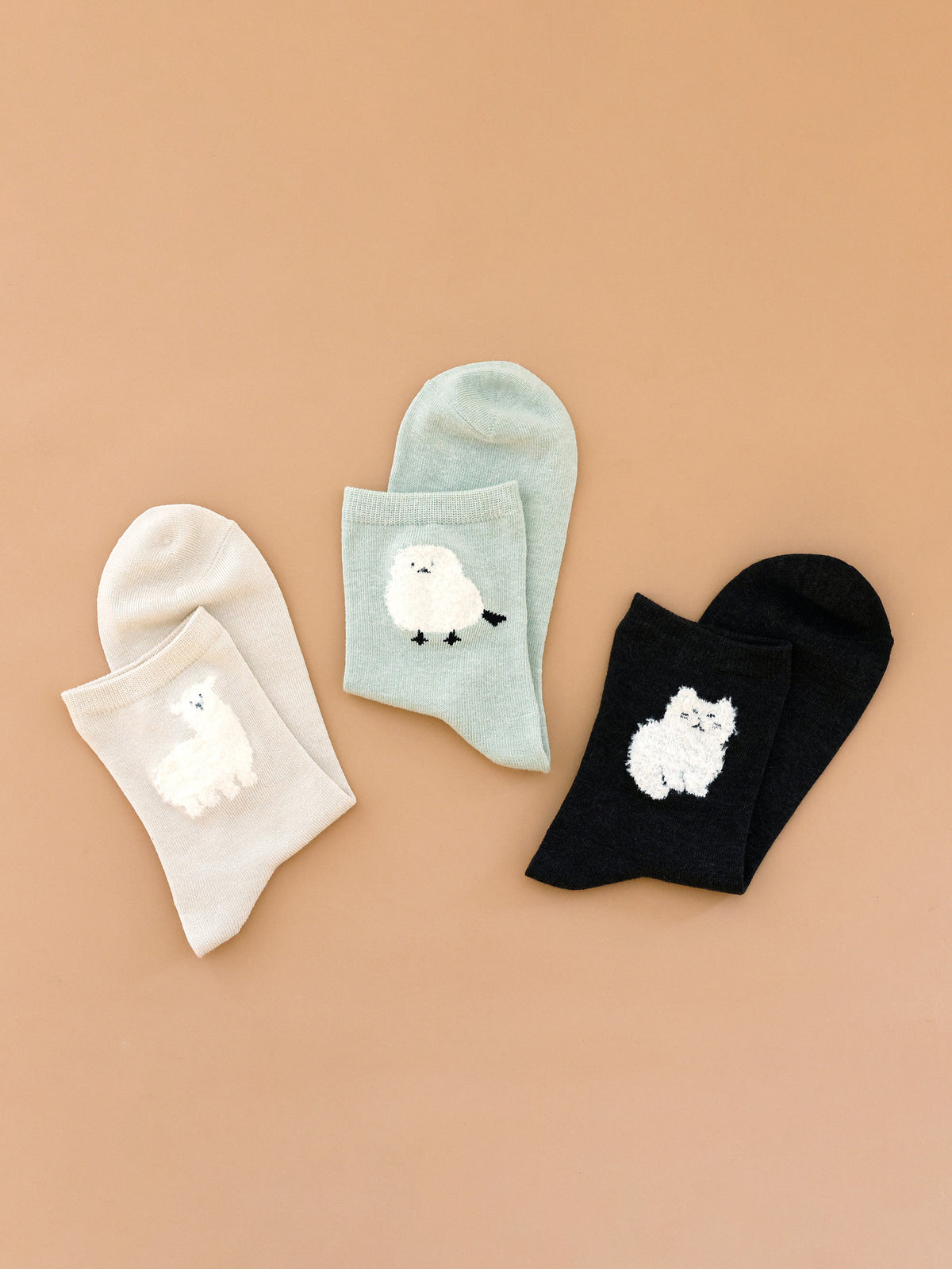 【おおきめサイズ】WEB限定 もふもふ動物ショートソックス 3足セット / 24.5-26.5cm