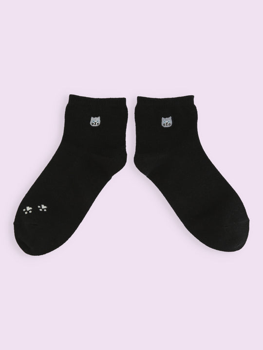 【3足1,485円】にゃんこ刺繍ショートソックス