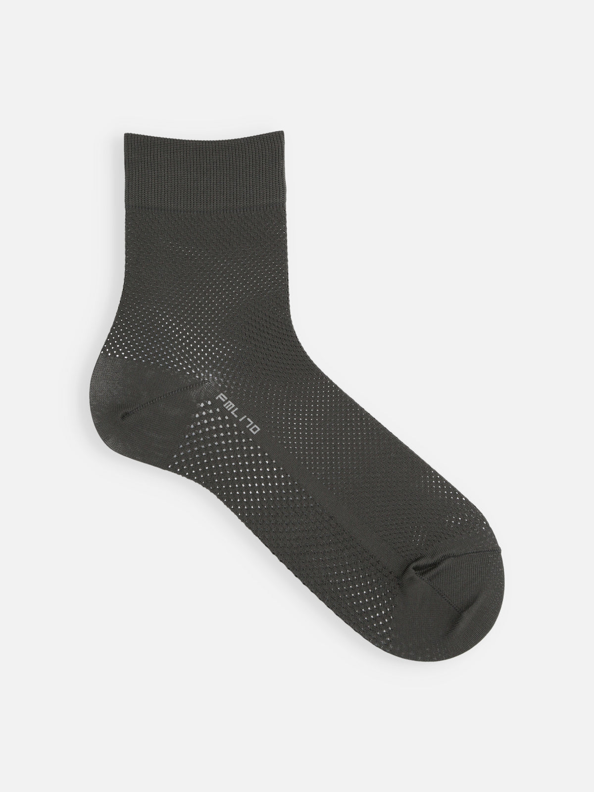 【Tabio MEN】軽い・涼しい・吸水・速乾　足裏までメッシュショートソックス/FULL MESH - チャコールグレー