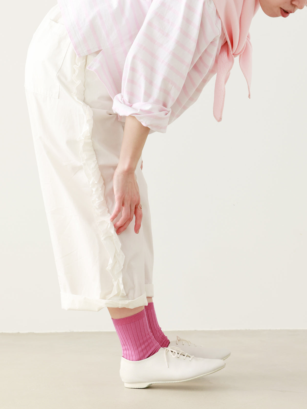 【WEB限定20色】軽やかにフィットするリブソックス - ピンク