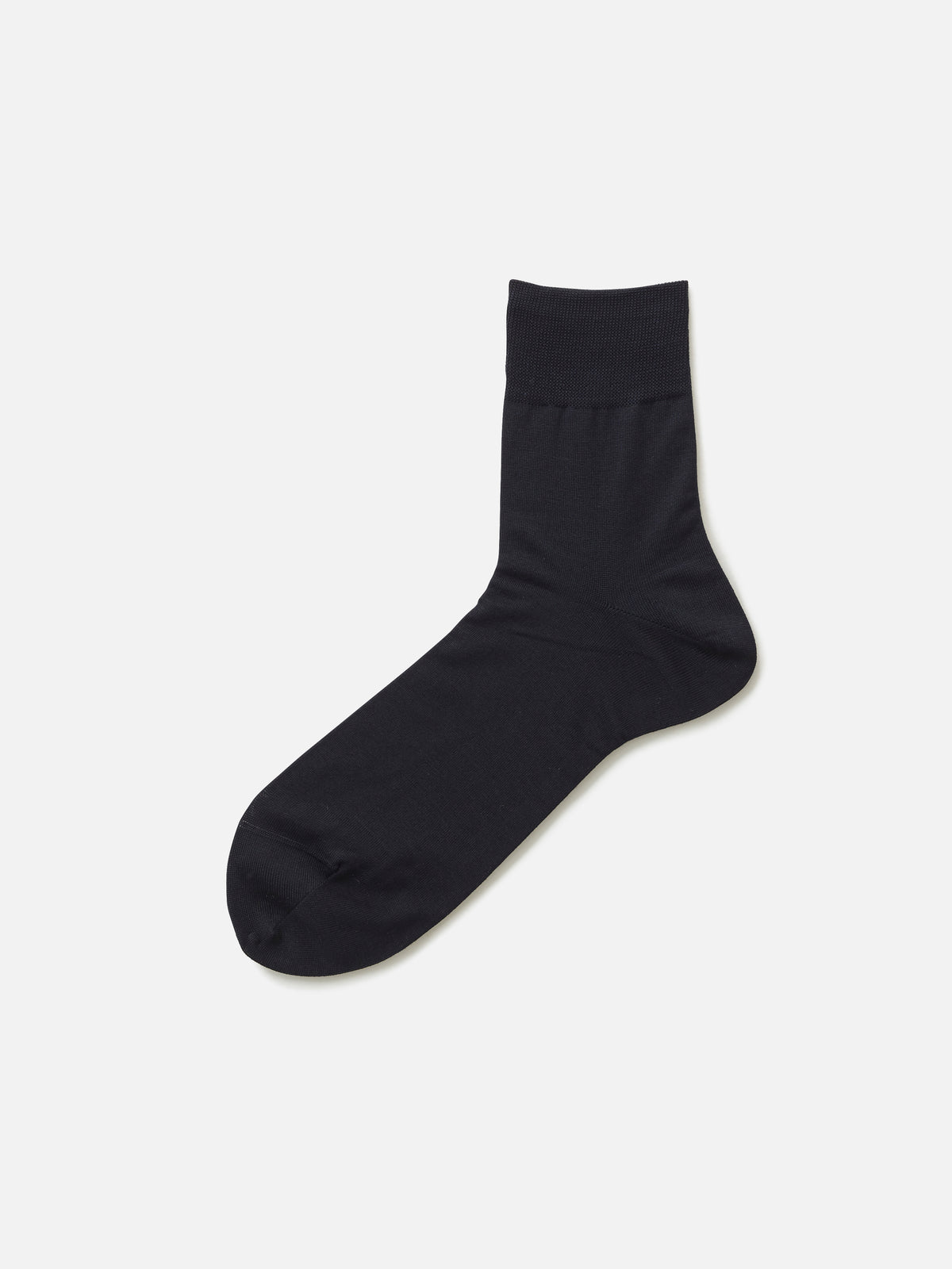 【Tabio MEN】ピマコットンブレンド無地ドレスショートソックス(27.0～29.0cm) - ネイビー