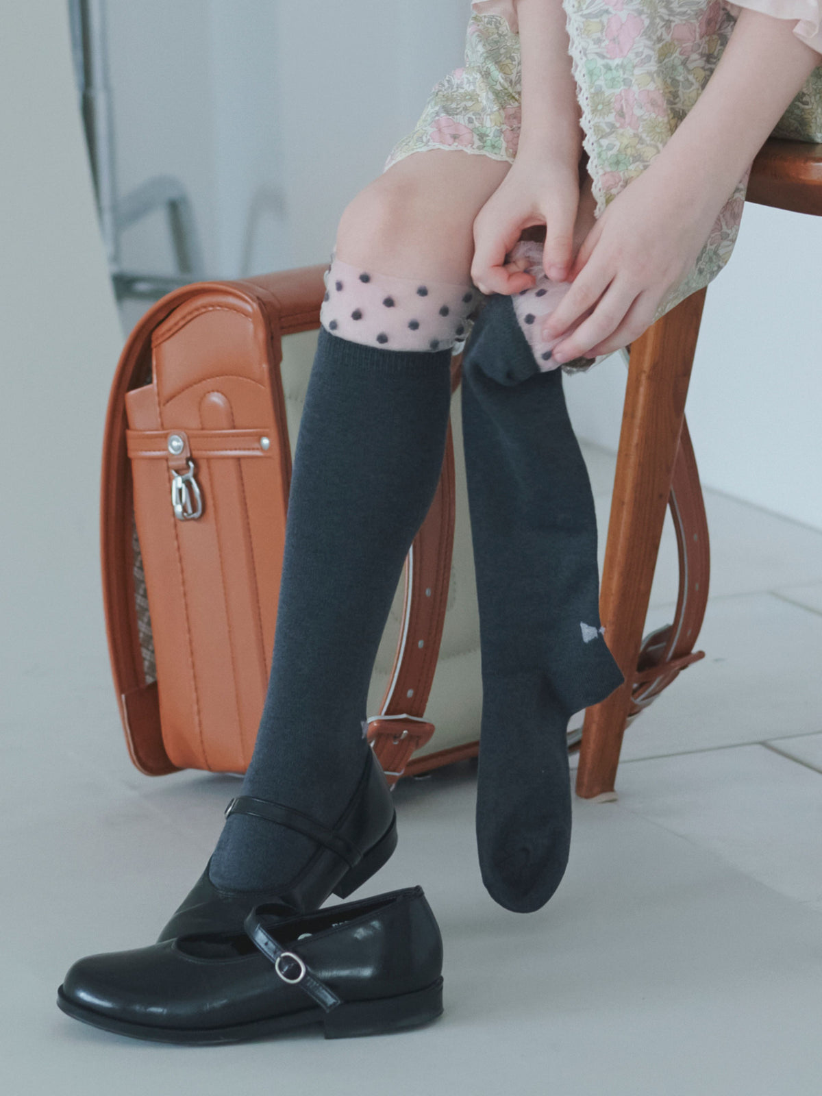 【キッズ】チュールドット柄ハイソックス / 16-18cm - コン
