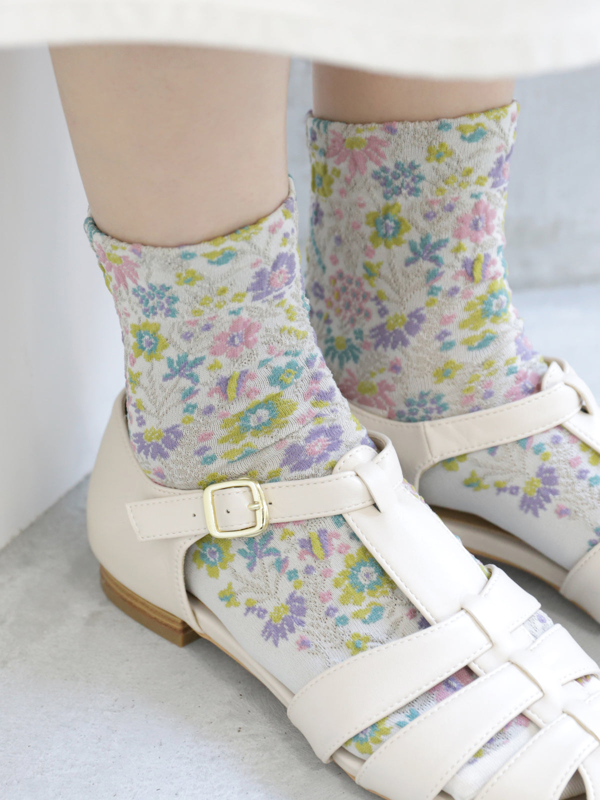 フロートボタニカル総柄ショートソックス - アイボリー