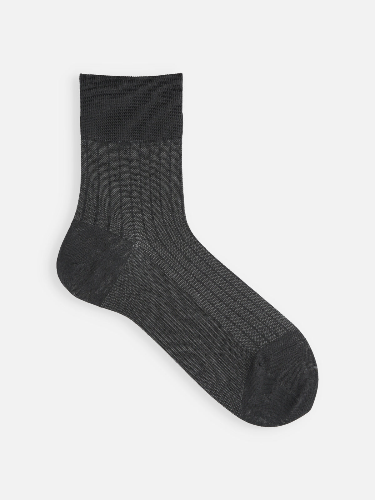 【Tabio MEN】綿麻JQストライプショートソックス(27.0～29.0cm) - チャコールグレー+グレー