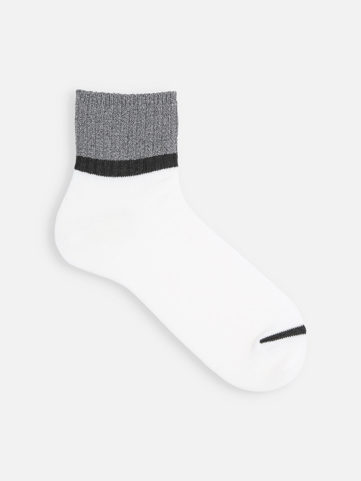 【Tabio MEN】メランジカラーブロックショートソックス(27.0～29.0cm) - オフ+グレー+チャコール