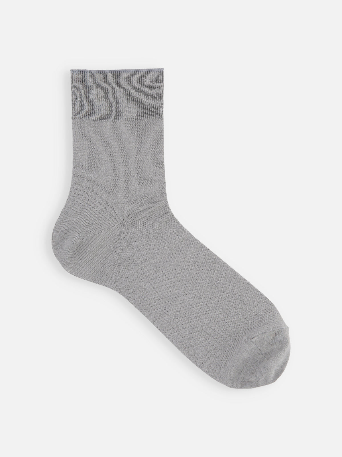 【Tabio MEN】ドライなタッチが心地いい和紙梨地ショートソックス(27.0～29.0cm) - シルバーグレー
