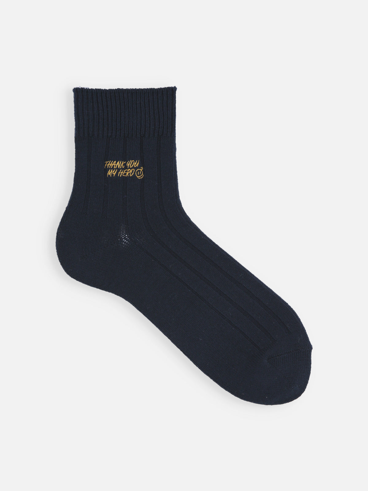 【Tabio MEN】Thankyou刺繍ショートソックス - コン