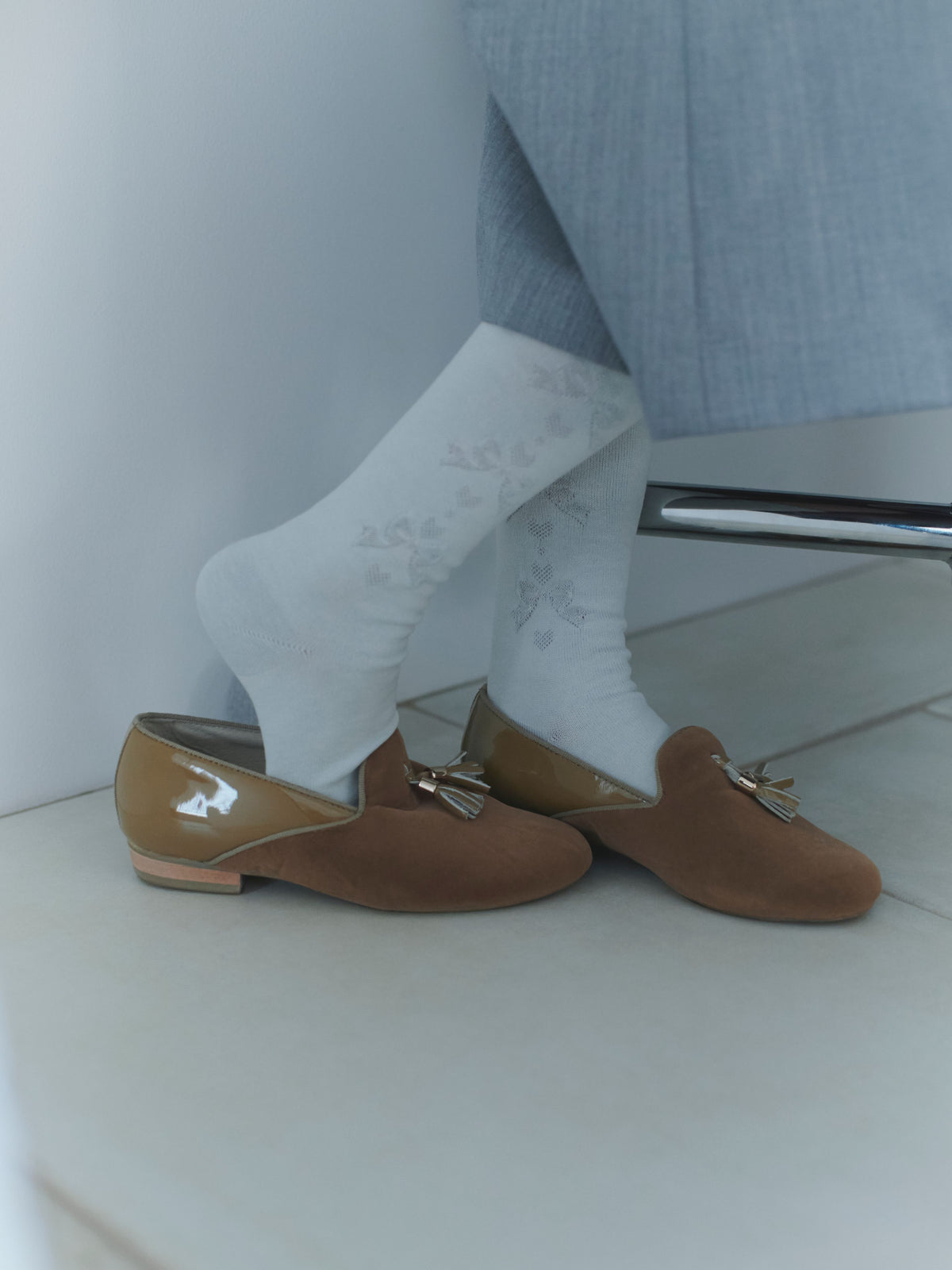 【キッズ】フロートリボン柄ハイソックス / 19-21cm