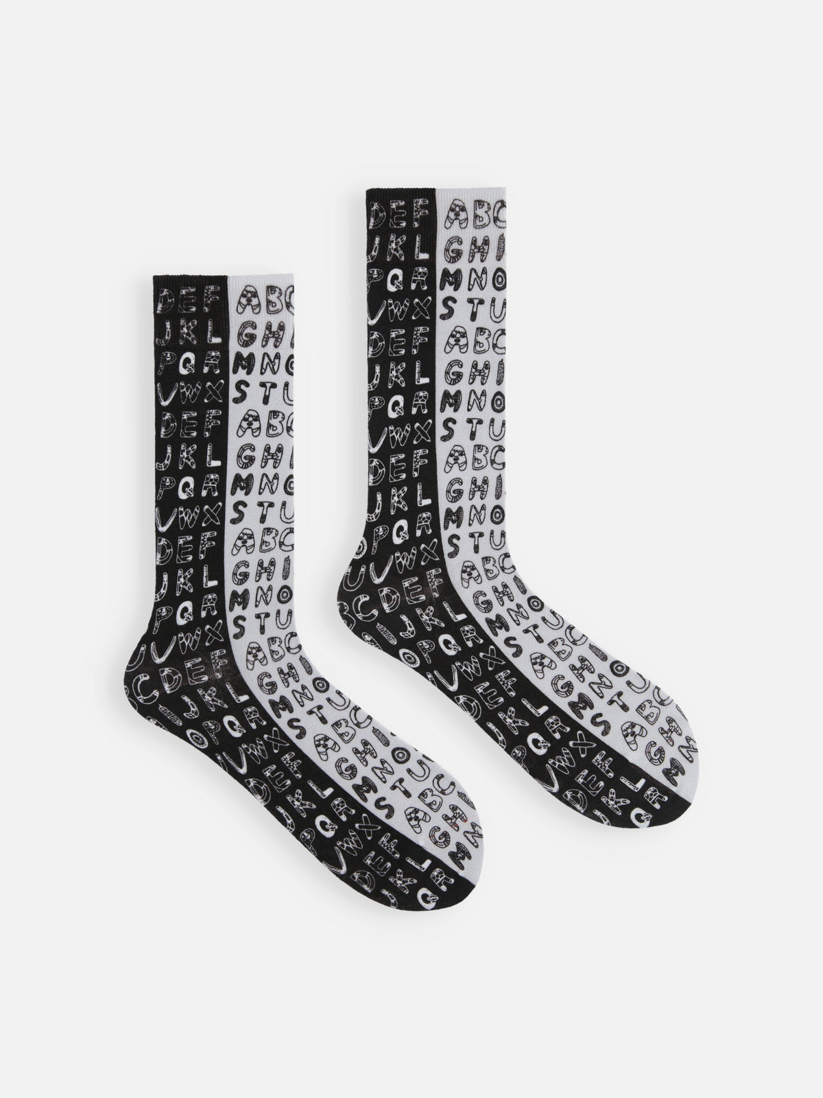 エイブルアートソックス（22.0～24.0cm） - Ａｌｐｈａｂｅｔ（イシイユキオ）
