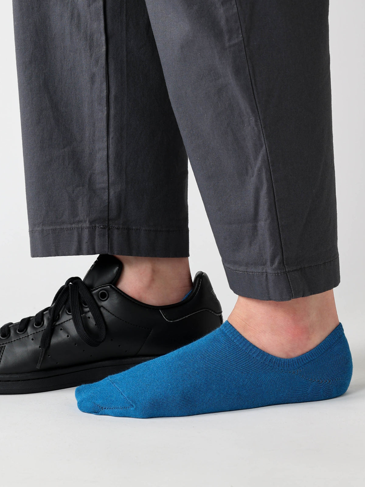 【Tabio MEN】定番・無地カバーソックス(27.0～29.0cm) - アカプルコブルー