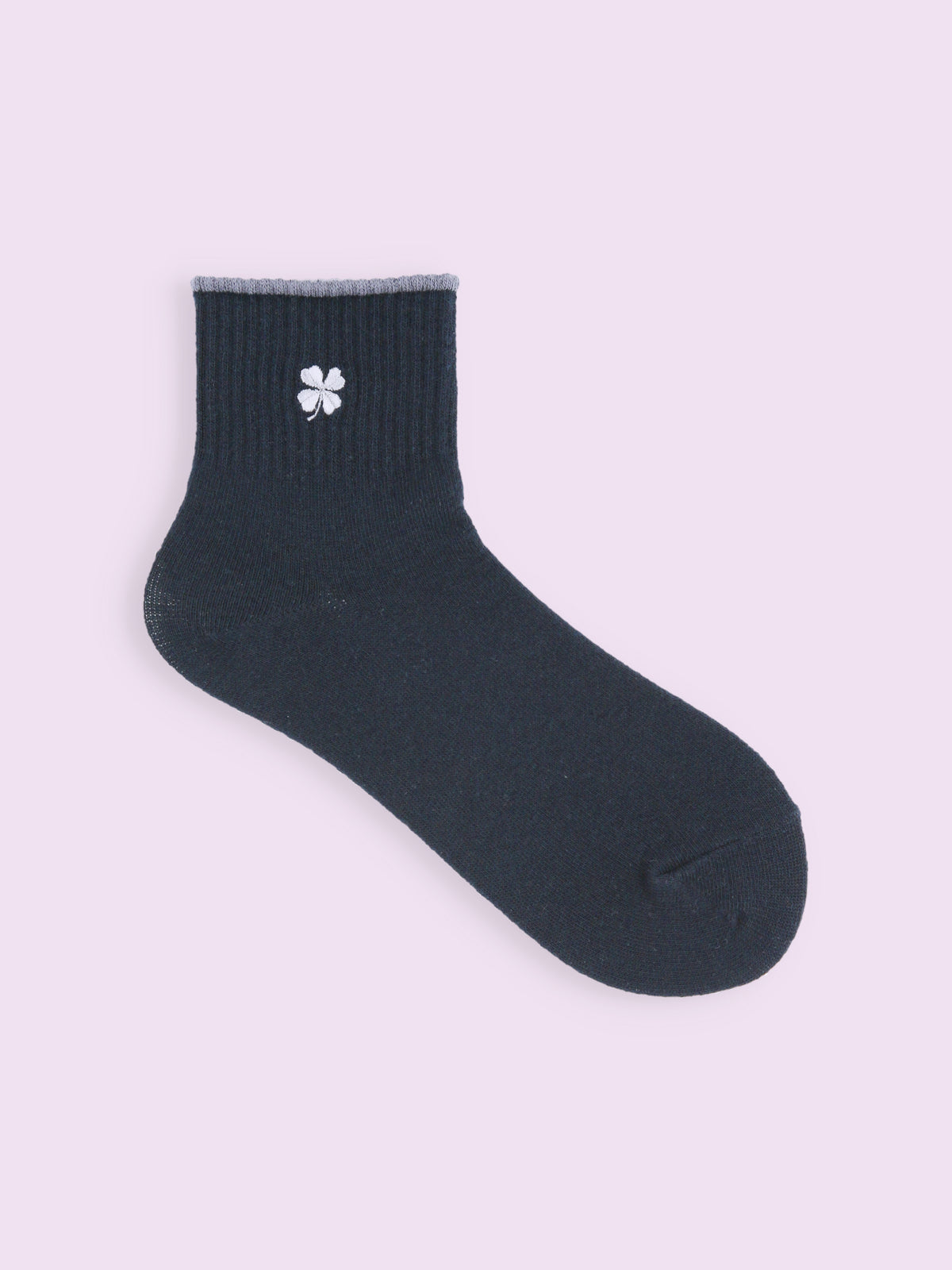 【3足1,485円】クローバー刺繍ショートソックス - コン